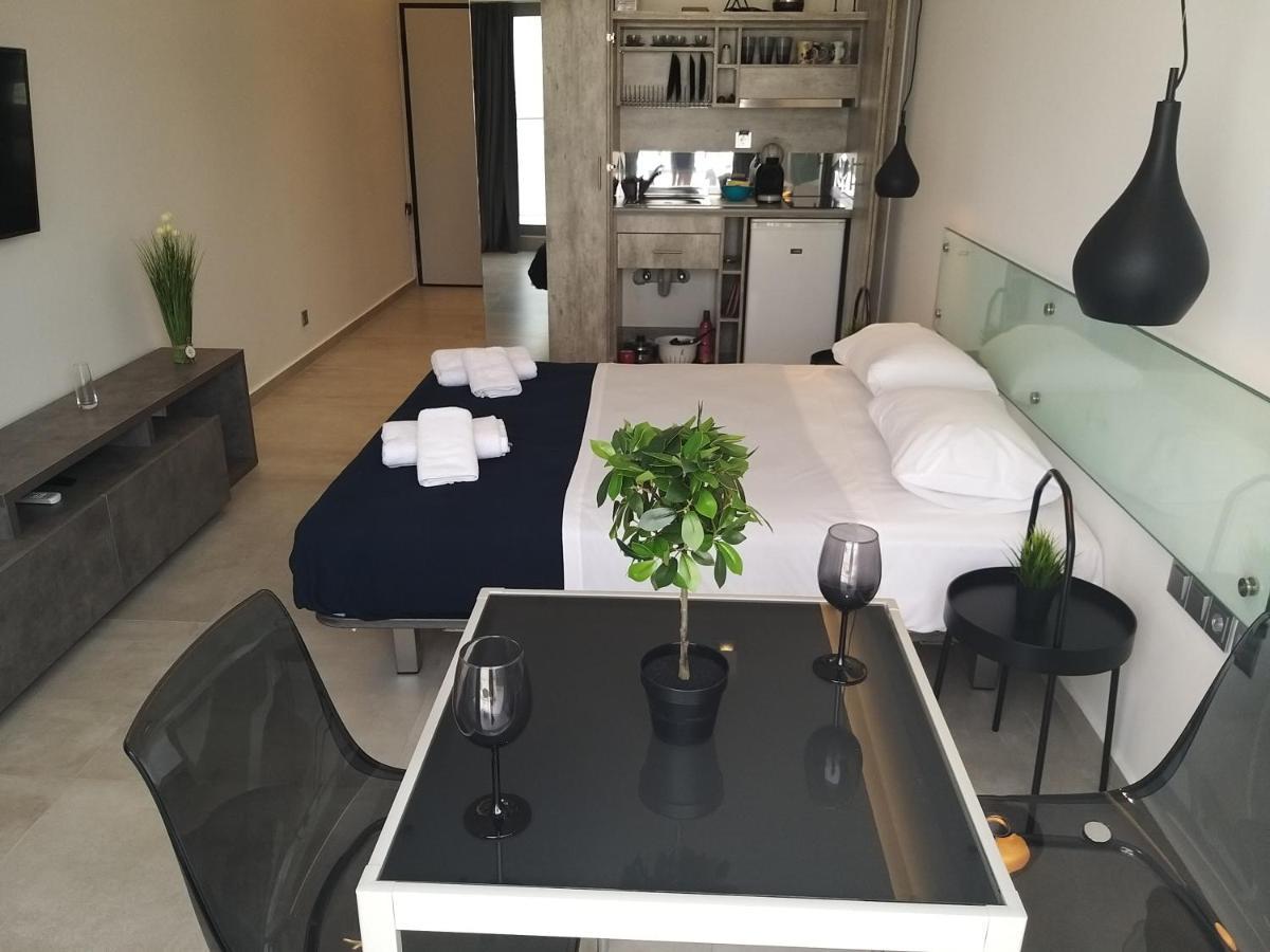 Amazing Apartments @ Aiolou Str. Athens Luaran gambar